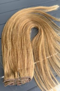 טרסים - שיער חום דבש