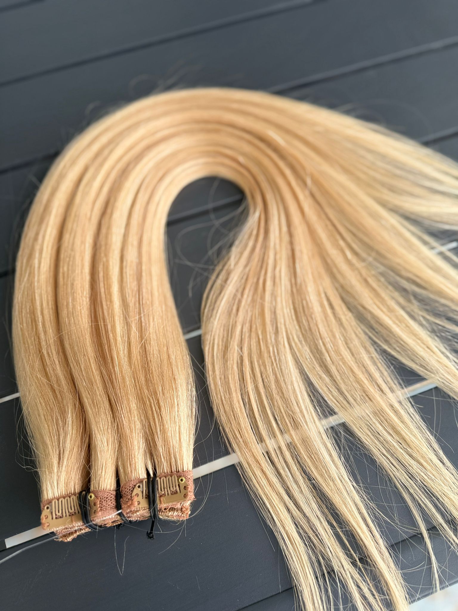 טרסים - שיער בלונד גוונים